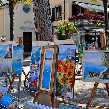 Albergo Meuble Olivi Toscolano Maderno Bagian luar foto