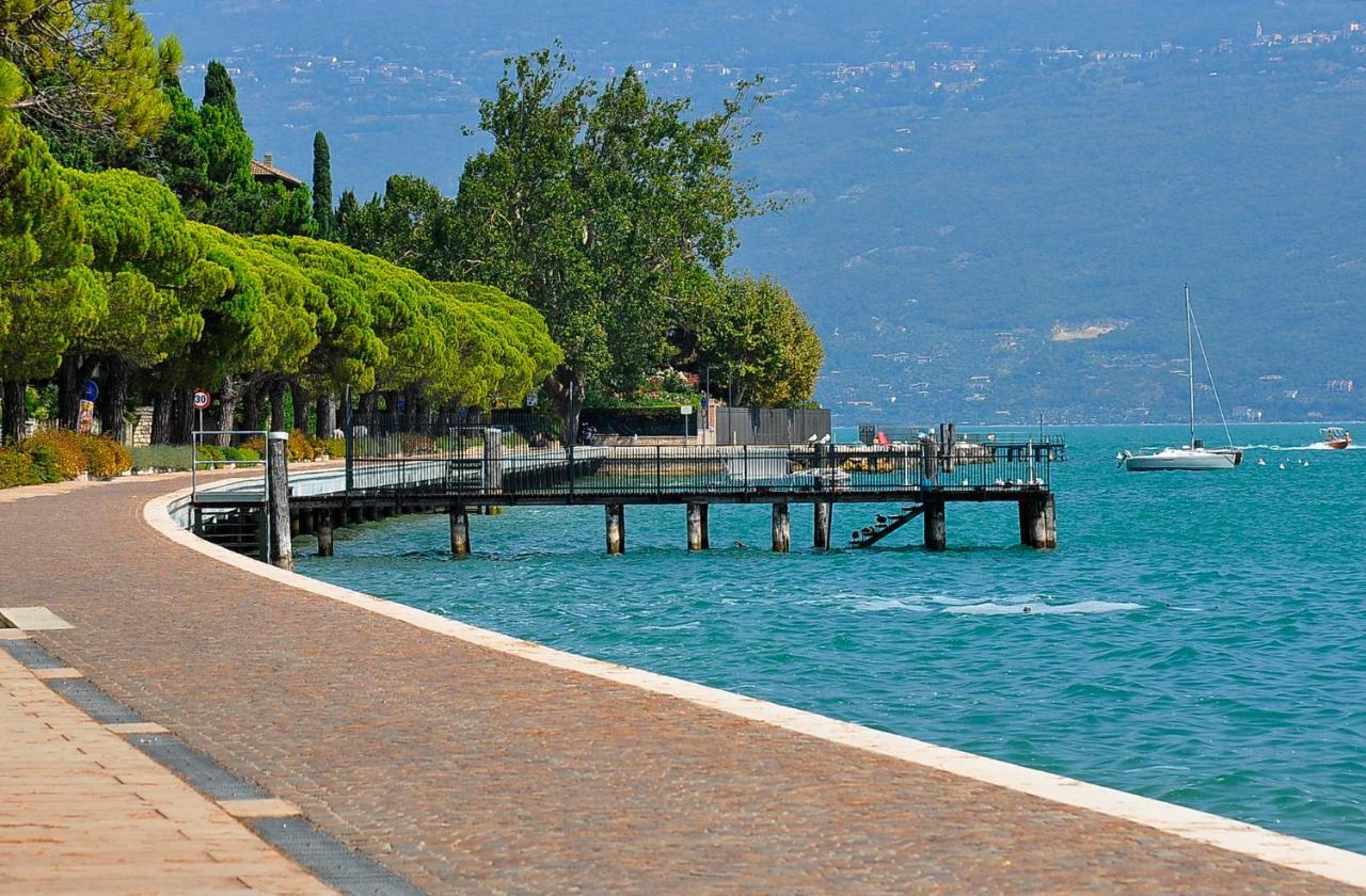 Albergo Meuble Olivi Toscolano Maderno Bagian luar foto