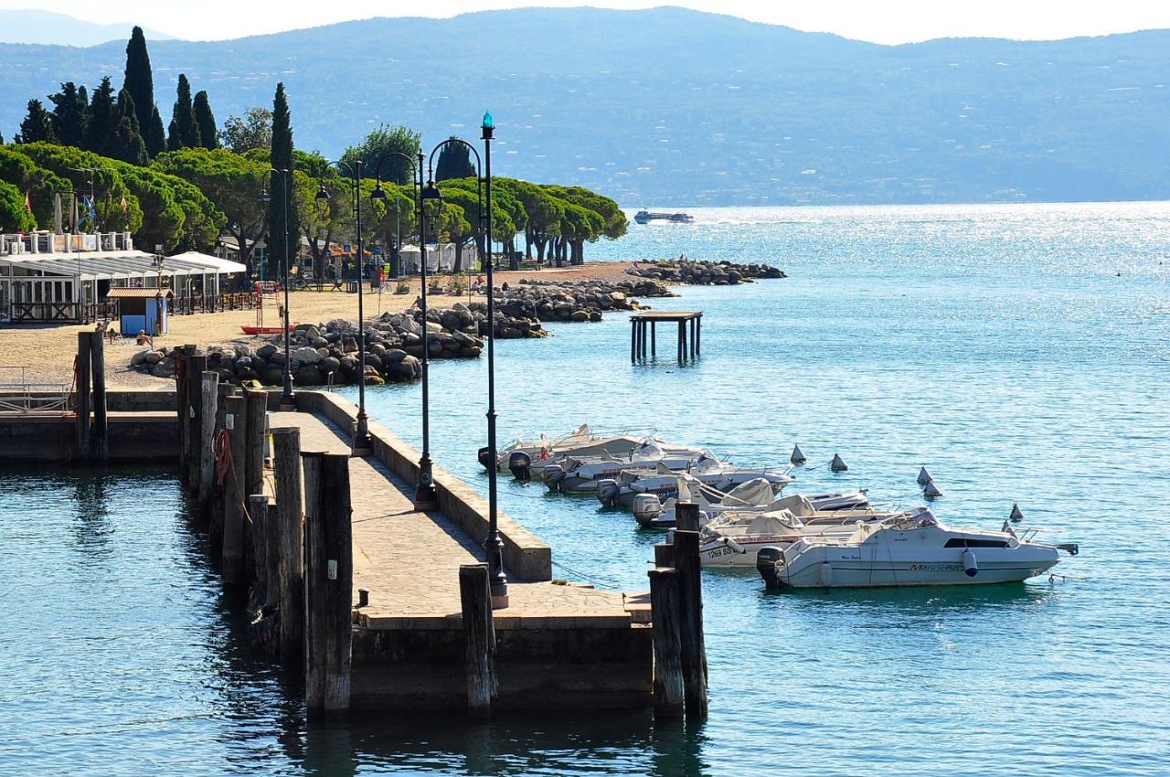 Albergo Meuble Olivi Toscolano Maderno Bagian luar foto
